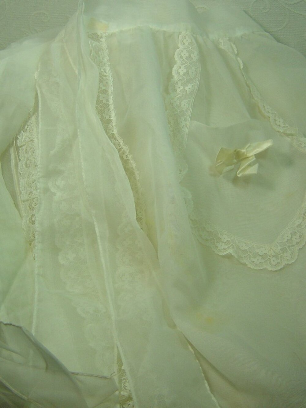 Lot of 6 vintage white wedding server aprons